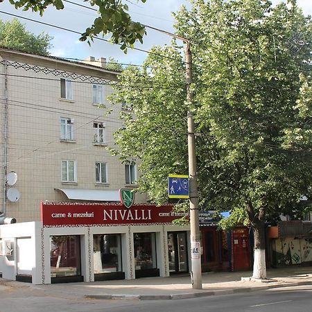 Studio On Main Street Balti Exterior foto